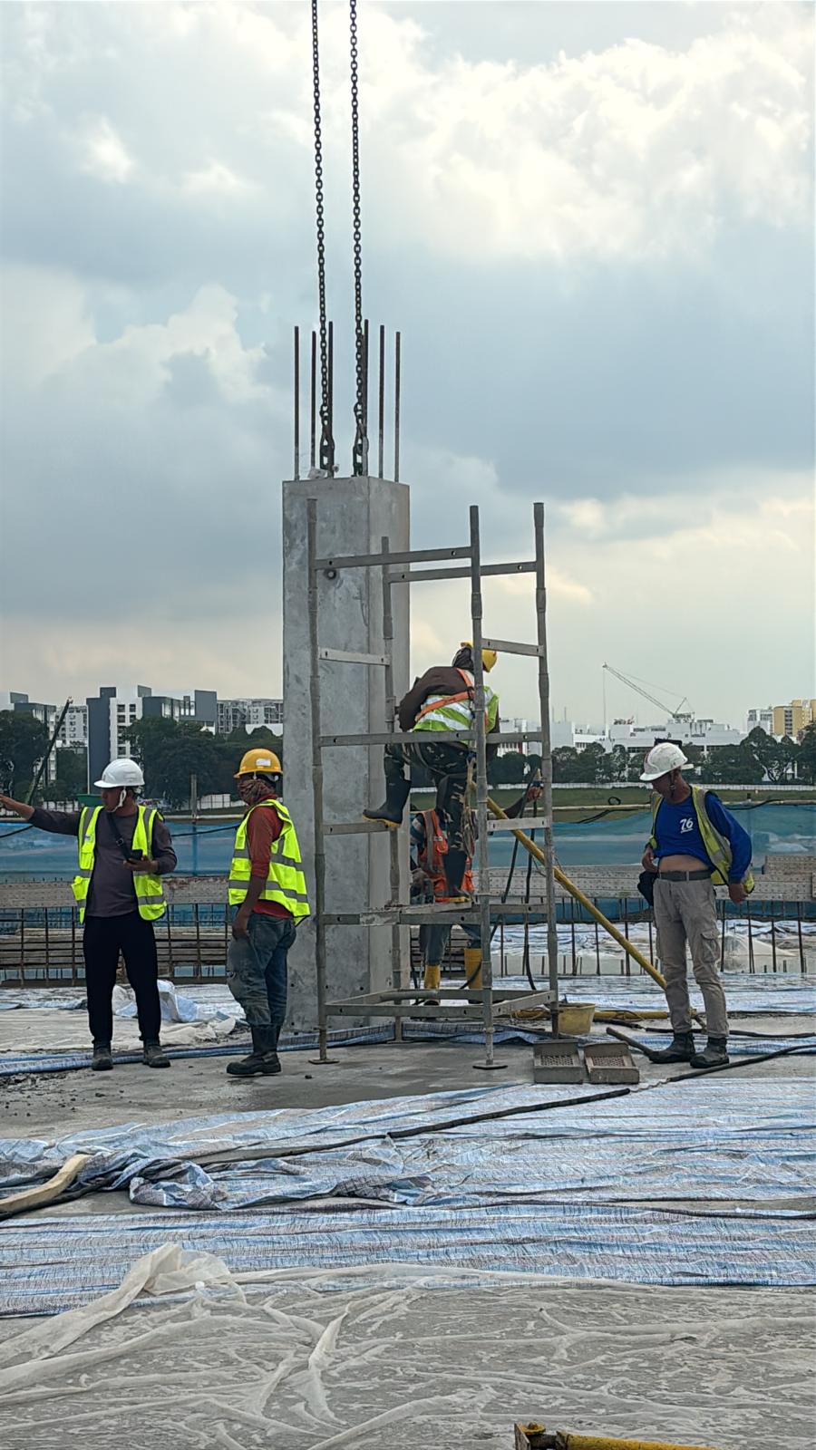 Live site presence during installation